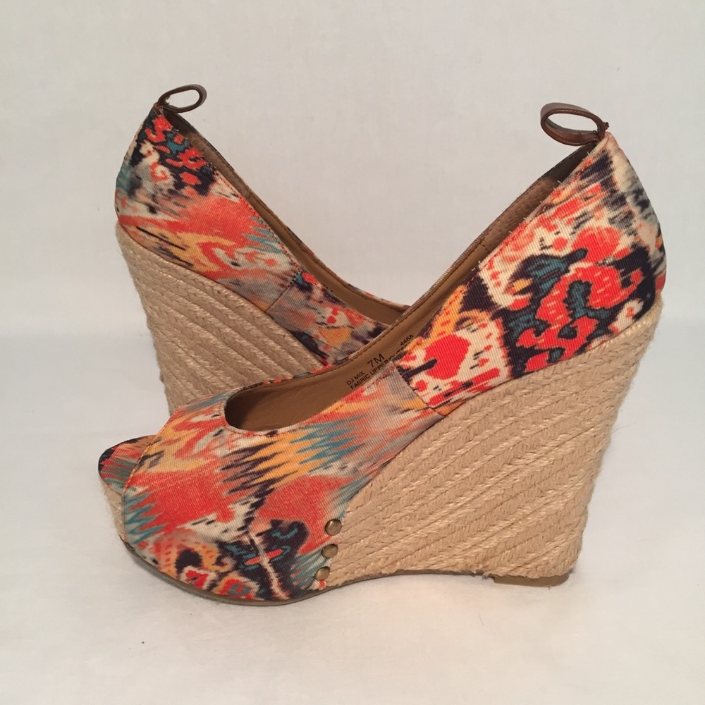 Chinese Laundry Boho Espadrilles Aztec Wedges 7
